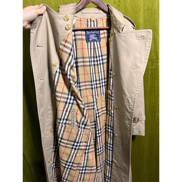 Vintage Burberrys’ Classic Trench Coat with Nova Check Lining - Picture 4 of 16